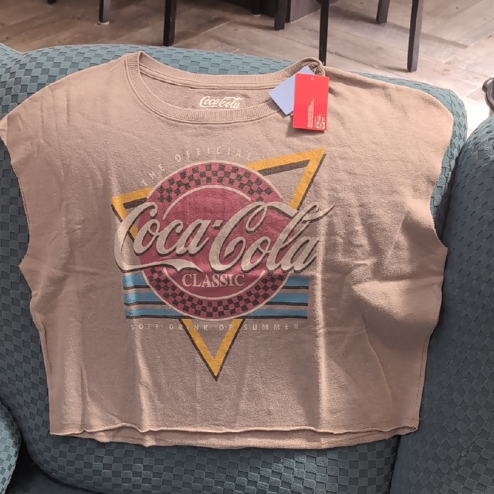 Coca-Cola Classic Graphic Crop Top
